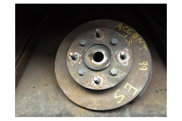 Recambio de mangueta delantero izquierda para hyundai accent (x3) 1.3 referencia OEM IAM   