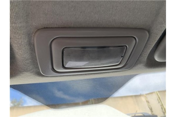 Recambio de luz delantero central techo para opel combo d 1.3 cargo l1h1 2,2t referencia OEM IAM 95513982 95530756 