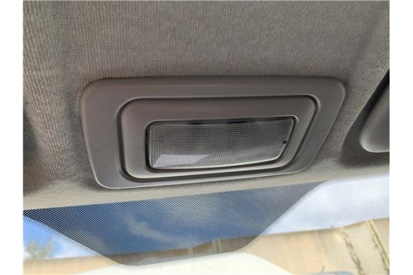 Recambio de luz delantero central techo para opel combo d 1.3 cargo l1h1 2,2t referencia OEM IAM 95513982 95530756 