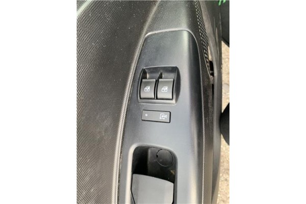Recambio de mando elevalunas delantero izquierdo para opel combo d 1.3 cargo l1h1 2,2t referencia OEM IAM 95510912  