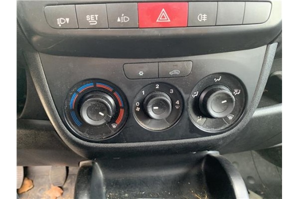 Recambio de mandos climatizador para opel combo d 1.3 cargo l1h1 2,2t referencia OEM IAM 95510823  