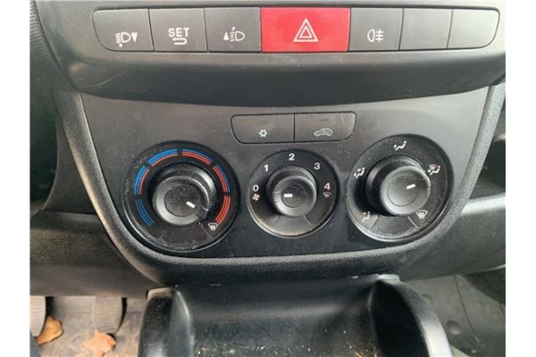 Recambio de mandos climatizador para opel combo d 1.3 cargo l1h1 2,2t referencia OEM IAM 95510823  