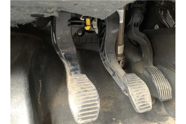Recambio de pedal embrague para opel combo d 1.3 cargo l1h1 2,2t referencia OEM IAM 95516565 95528181 