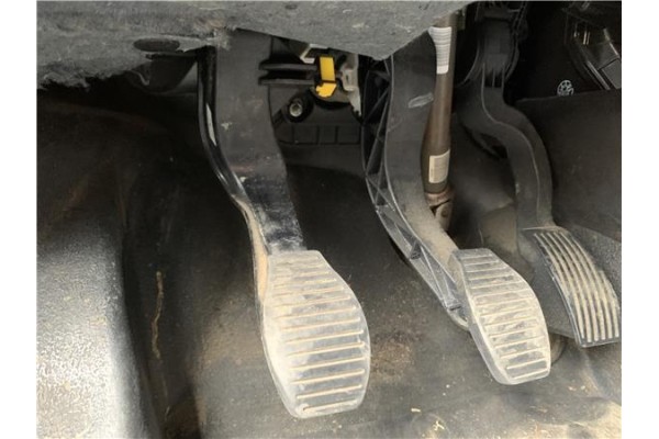 Recambio de pedal embrague para opel combo d 1.3 cargo l1h1 2,2t referencia OEM IAM 95516565 95528181 