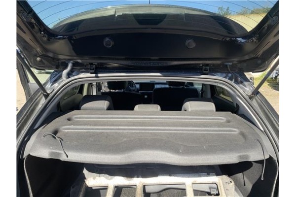 Recambio de bandeja trasero para citroen c4 cactus 1.5 business class referencia OEM IAM 98013537ZD  
