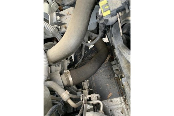 Recambio de tubo intercooler para opel combo d 1.3 cargo l1h1 2,2t referencia OEM IAM 95510224 95525607 