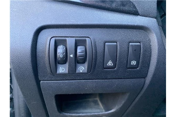 Recambio de mando multifuncion para renault grand scénic iii (jz0/1_) 1.5 dci referencia OEM IAM 251900001R  