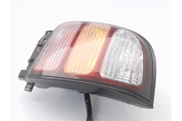 Recambio de piloto trasero izquierdo para toyota rav 4 i (sxa1_) 2.0 16v referencia OEM IAM 8156042050  