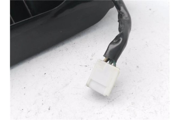 Recambio de piloto trasero izquierdo para toyota rav 4 i (sxa1_) 2.0 16v referencia OEM IAM 8156042050  