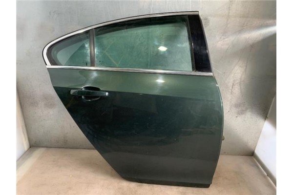 Recambio de puerta trasero derecha para opel insignia berlina 2.0 cdti referencia OEM IAM 124101  