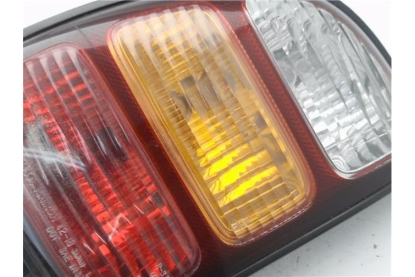 Recambio de piloto trasero izquierdo para toyota rav 4 i (sxa1_) 2.0 16v referencia OEM IAM 8156042050  