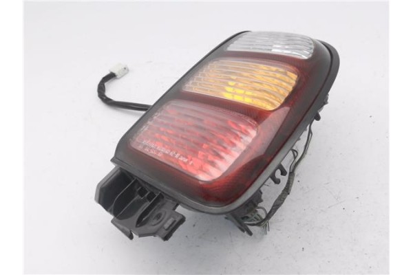 Recambio de piloto trasero derecho para toyota rav 4 i (sxa1_) 2.0 16v referencia OEM IAM 8155042050  