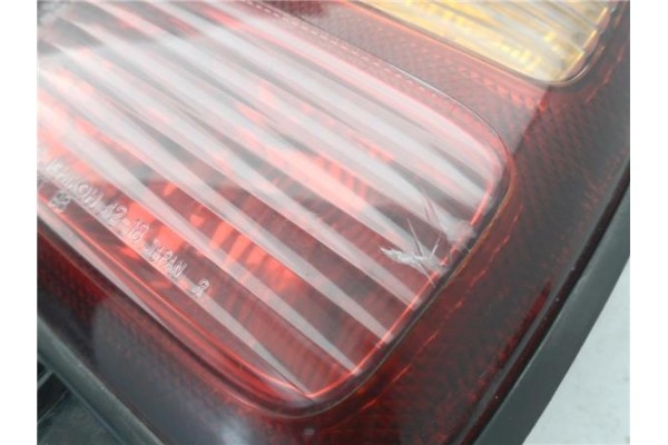 Recambio de piloto trasero derecho para toyota rav 4 i (sxa1_) 2.0 16v referencia OEM IAM 8155042050  