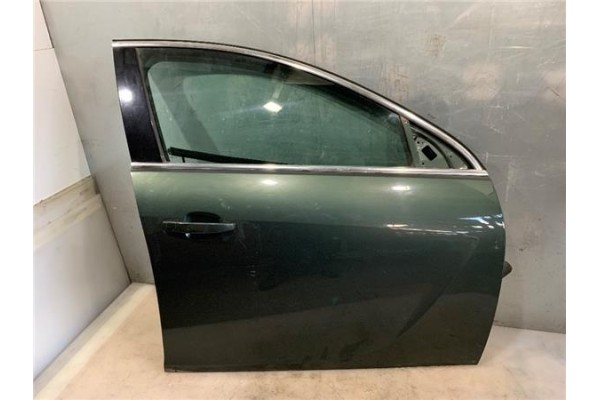 Recambio de puerta delantero derecha para opel insignia berlina 2.0 cdti referencia OEM IAM 128282  