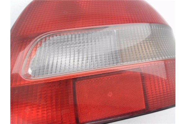 Recambio de piloto trasero derecho para volvo c70 coupe 2.3 t referencia OEM IAM 8628642  