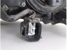 Recambio de faro delantero dcho para toyota rav 4 i (sxa1_) 2.0 16v referencia OEM IAM 8111042100  