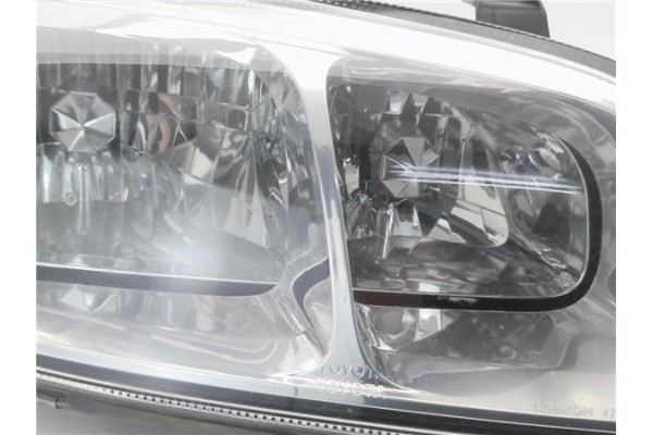 Recambio de faro delantero dcho para toyota rav 4 i (sxa1_) 2.0 16v referencia OEM IAM 8111042100  