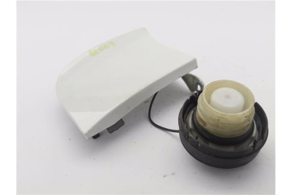 Recambio de tapa exterior combustible para citroen c1 1.0 sx referencia OEM IAM 1517C9  
