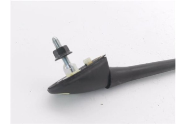 Recambio de antena electrica para citroen c1 1.0 city edition referencia OEM IAM B000918280  
