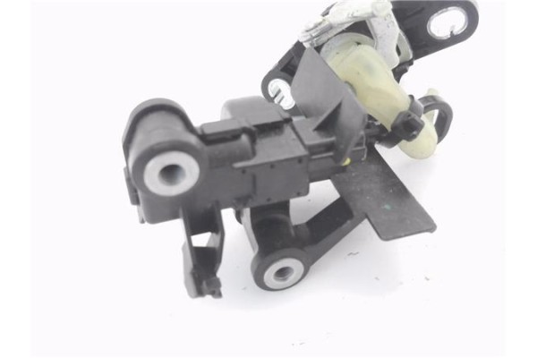 Recambio de pulsador porton para citroen c1 1.0 city edition referencia OEM IAM N0502623  