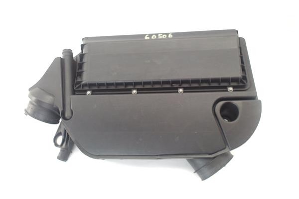 Recambio de carcasa filtro aire para opel combo d 1.3 selection l2h1 referencia OEM IAM 95513378  