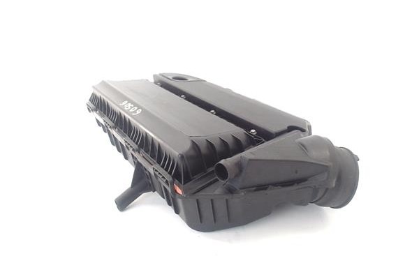 Recambio de carcasa filtro aire para opel combo d 1.3 selection l2h1 referencia OEM IAM 95513378  