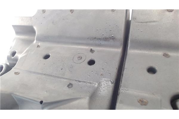 Recambio de carcasa filtro aire para opel combo d 1.3 selection l2h1 referencia OEM IAM 95513378  