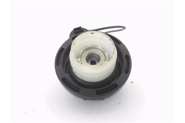 Recambio de tapon combustible para hyundai santa fe (dm) 2.2 tecno 4wd referencia OEM IAM 3101025400  