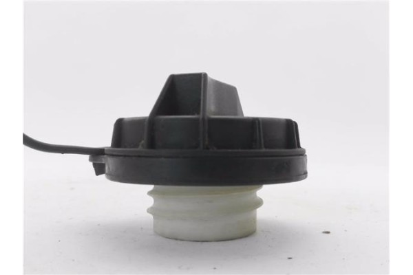 Recambio de tapon combustible para hyundai santa fe (dm) 2.2 tecno 4wd referencia OEM IAM 3101025400  