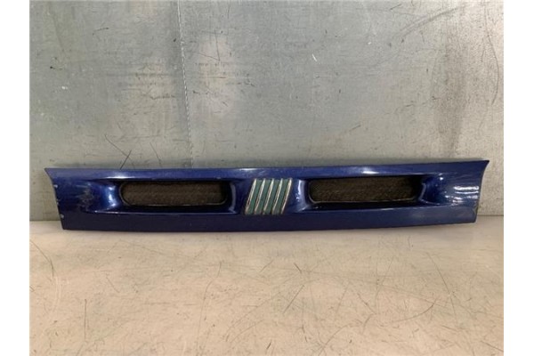 Recambio de rejilla capo para fiat bravo (182) 1.6 16v (182.ab) referencia OEM IAM 735263395  