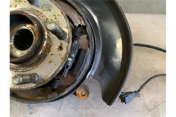 Recambio de mangueta trasero izquierda para hyundai santa fe (dm) 2.2 tecno 4wd referencia OEM IAM 527102W600  