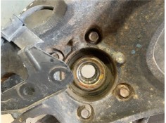 Recambio de mangueta trasero izquierda para hyundai santa fe (dm) 2.2 tecno 4wd referencia OEM IAM 527102W600  