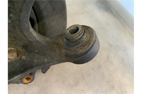 Recambio de mangueta trasero izquierda para hyundai santa fe (dm) 2.2 tecno 4wd referencia OEM IAM 527102W600  