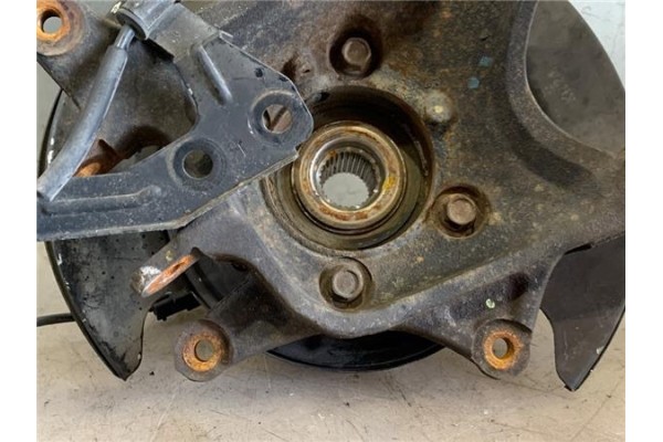 Recambio de mangueta trasero izquierda para hyundai santa fe (dm) 2.2 tecno 4wd referencia OEM IAM 527102W600  