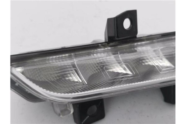 Recambio de piloto delantero luz diurna para renault clio iv 1.5 business referencia OEM IAM 89208541  