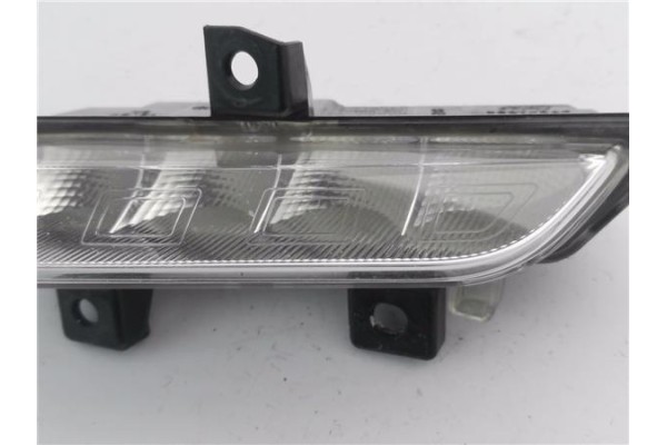 Recambio de piloto delantero luz diurna para renault clio iv 1.5 business referencia OEM IAM 89208551  