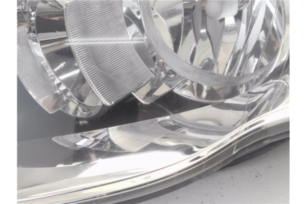 Recambio de faro delantero izquierdo para audi a4 berlina (8e) 2.0 tdi (dpf) (125kw) referencia OEM IAM 8E0941003BK  