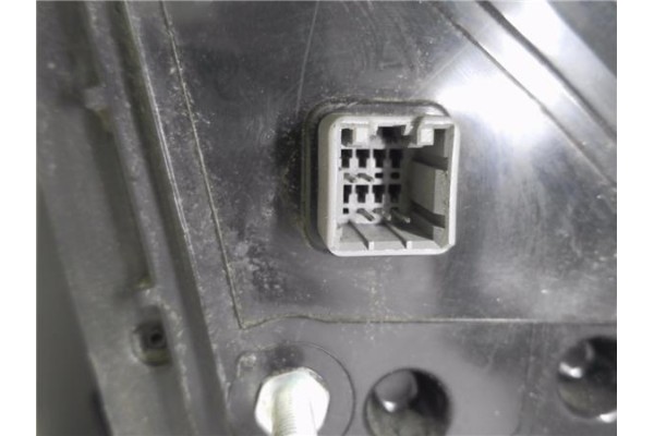 Recambio de retrovisor electrico izquierdo para hyundai i30 (fd) 1.6 crdi referencia OEM IAM E4022695  