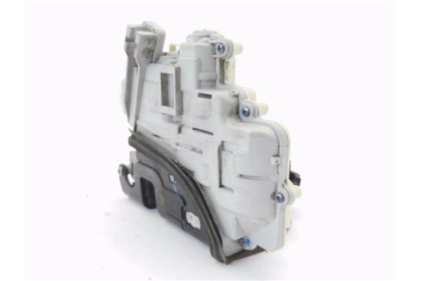 Recambio de cierre electromagnetico delantero derecho para seat exeo st (3r5) 2.0 reference referencia OEM IAM 8E1837016AA  
