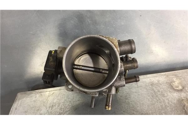 Recambio de caja mariposa aire para opel astra f berlina 2.0 i referencia OEM IAM 90354773 B1310 