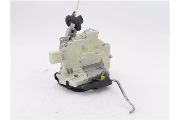 Recambio de cierre electromagnetico trasero izquierdo para seat exeo st (3r5) 2.0 reference referencia OEM IAM 8E0839015AA  