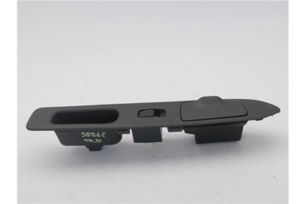 Recambio de mando elevalunas trasero derecho para mitsubishi space wagon (n80/n90) 2.4 gdi referencia OEM IAM MR283702  