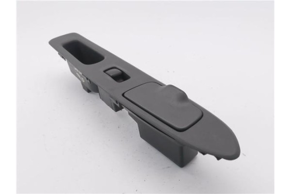 Recambio de mando elevalunas trasero derecho para mitsubishi space wagon (n80/n90) 2.4 gdi referencia OEM IAM MR283702  