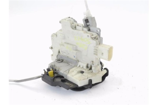 Recambio de cierre electromagnetico trasero derecho para seat exeo st (3r5) 2.0 reference referencia OEM IAM 8E0839016AA  