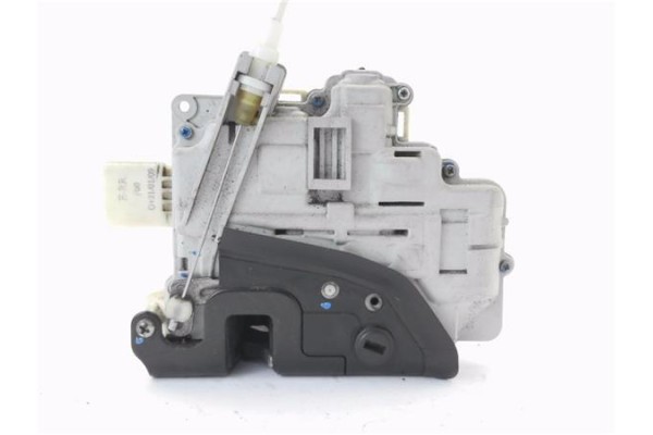 Recambio de cierre electromagnetico trasero derecho para seat exeo st (3r5) 2.0 reference referencia OEM IAM 8E0839016AA  