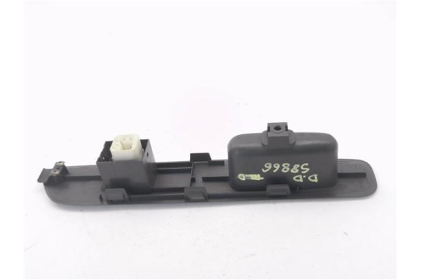 Recambio de mando elevalunas delantero derecho para mitsubishi space wagon (n80/n90) 2.4 gdi referencia OEM IAM MR330736  