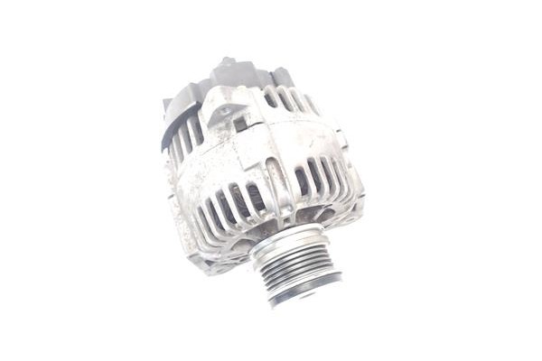 Recambio de alternador para renault megane ii (xmo) 1.6 115cv referencia OEM IAM 8EL011710741  