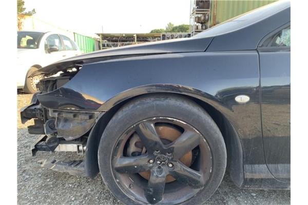 Recambio de aleta delantero izquierda para peugeot 407 coupé 2.0 hdi referencia OEM IAM 7840Q5  