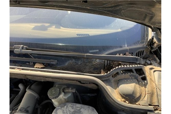 Recambio de brazo limpiaparabrisas delantero izquierdo para peugeot 407 coupé 2.0 hdi referencia OEM IAM 6429Z6  