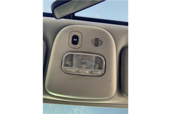 Recambio de luz delantero central techo para peugeot 407 coupé 2.0 hdi referencia OEM IAM 6362N2  